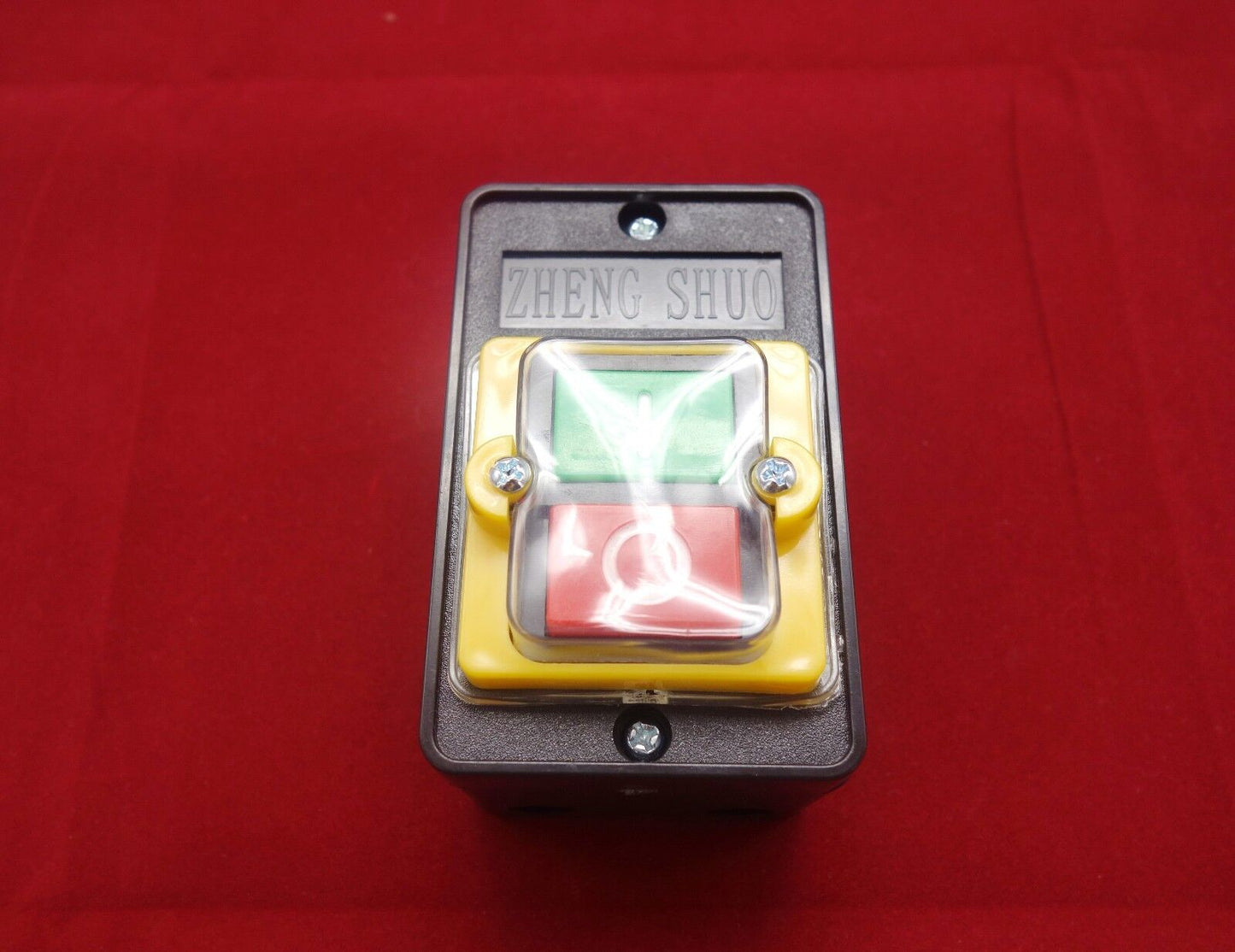 1PC ON/OFF Waterproof Push Button 10A 380V Red Reset Green Self-locking