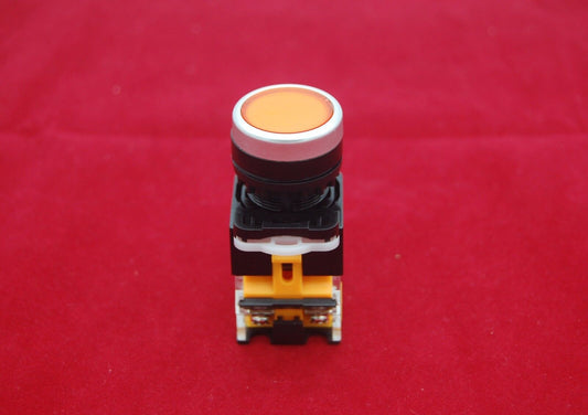 1PC 22MM Yellow Latching Maintain Push button Switch 1NC/1NO Ith 10A