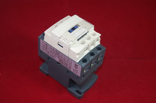 1pc New type FITS LC1D18B7 AC CONTACTOR 18A COIL 24V AC 50/60HZ