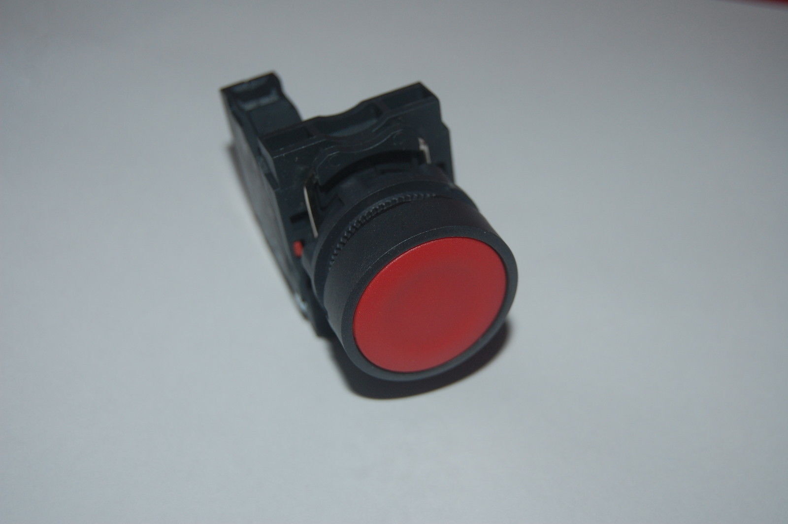 5PC 22MM PUSHBUTTON SWITCH FITS XB5AA42 RED 1NC SPRING Return flush push