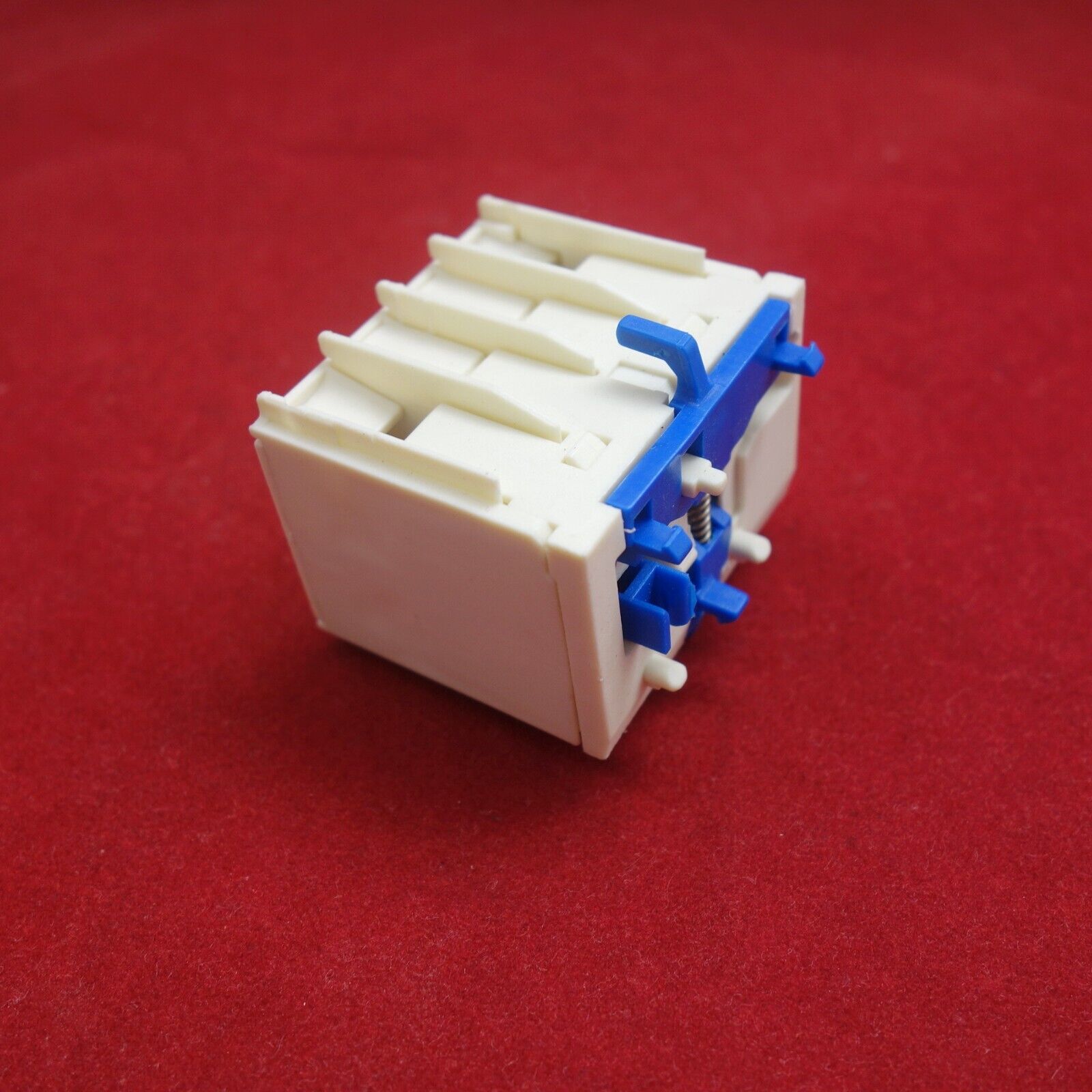 1PC Auxiliary Contact Block Fits LA1KN11 1NO/1NC USE WITH LC.K LP.K CA.K CONTACT