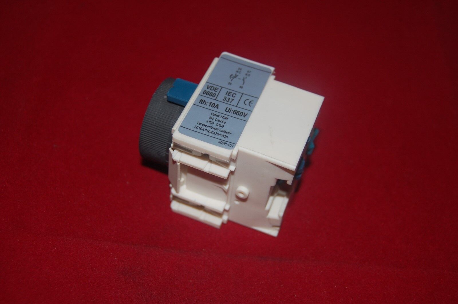 1PC LADT2 ON Delay timer 0.1-30S use for LC1D new type AC Contactor