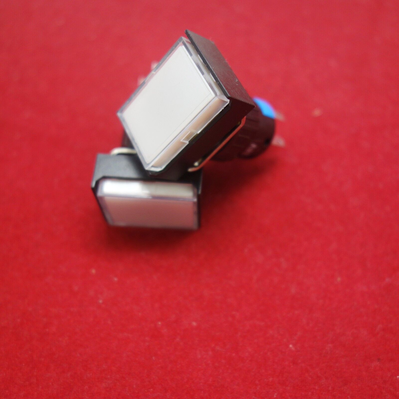 2PCS 16MM Retangular White LED ILLUMINATED Latching PUSH BUTTON 2NO/2NC 2POLES