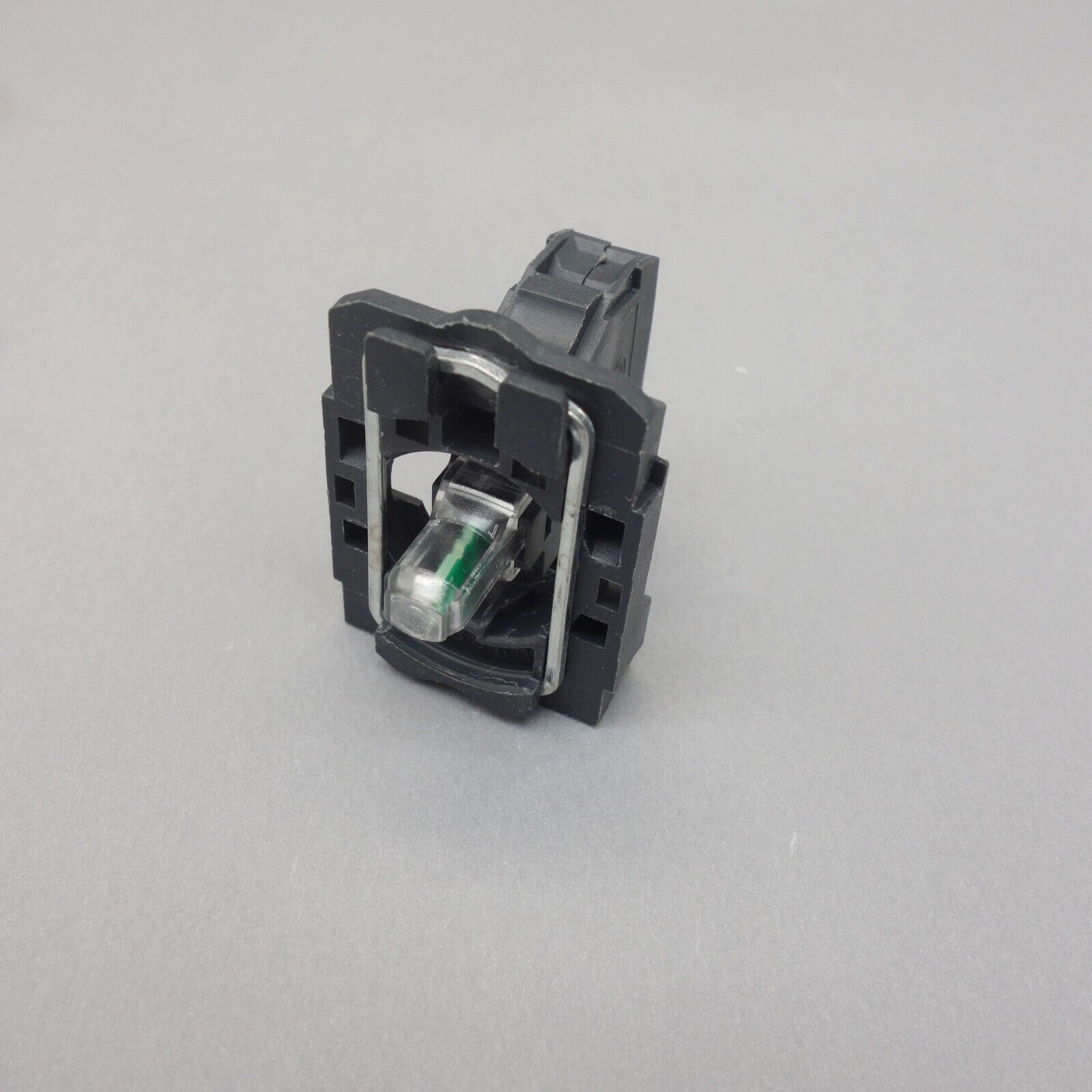 2PCS Fits ZB5AVJ3 AVB3 AVG3 AVM3 Green light assemblies for XB5 Products parts