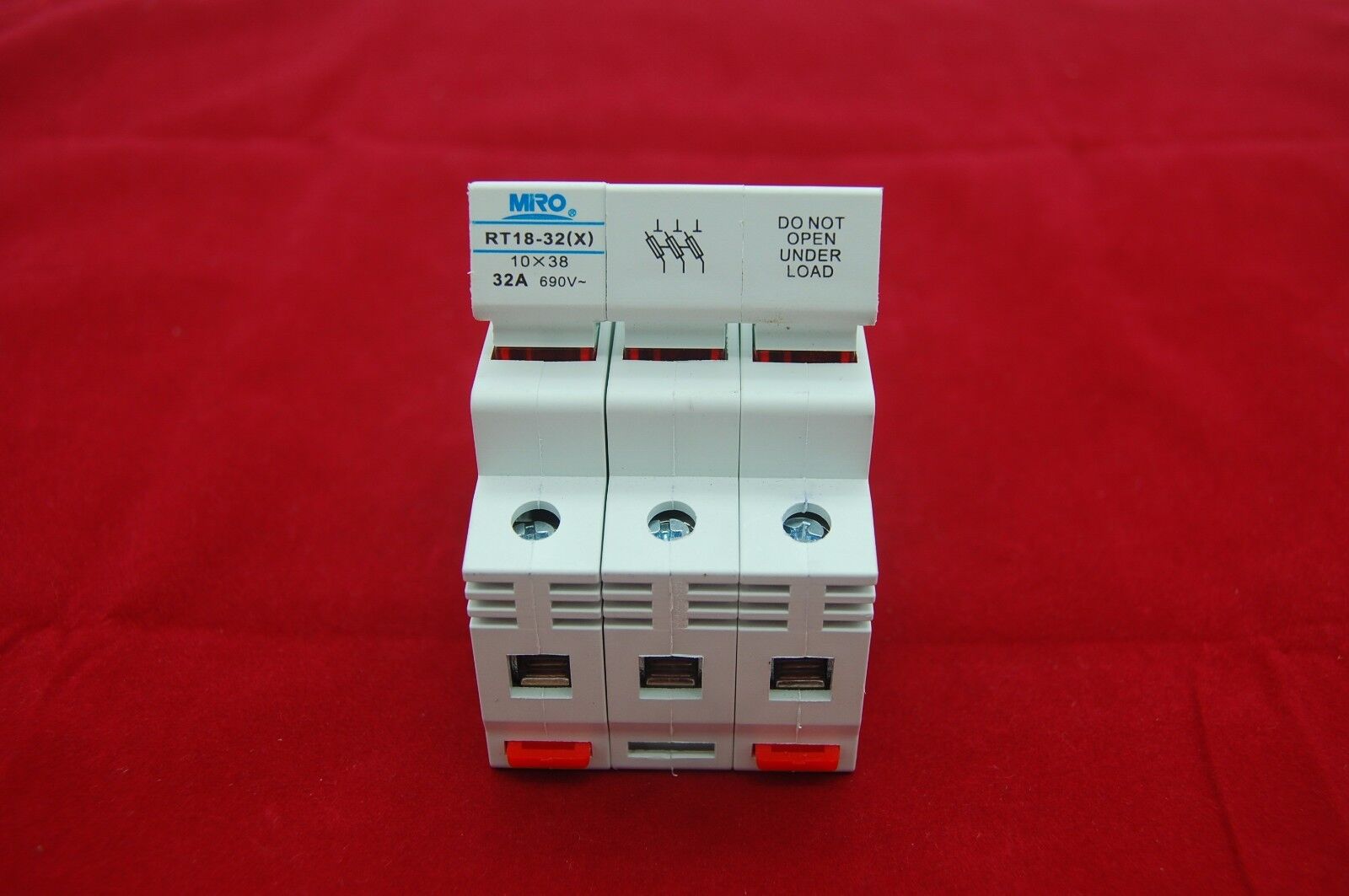1PC 3 Pole Din Rail Mounting RT18-32 Fuse Holder for 10x38MM Fuse link