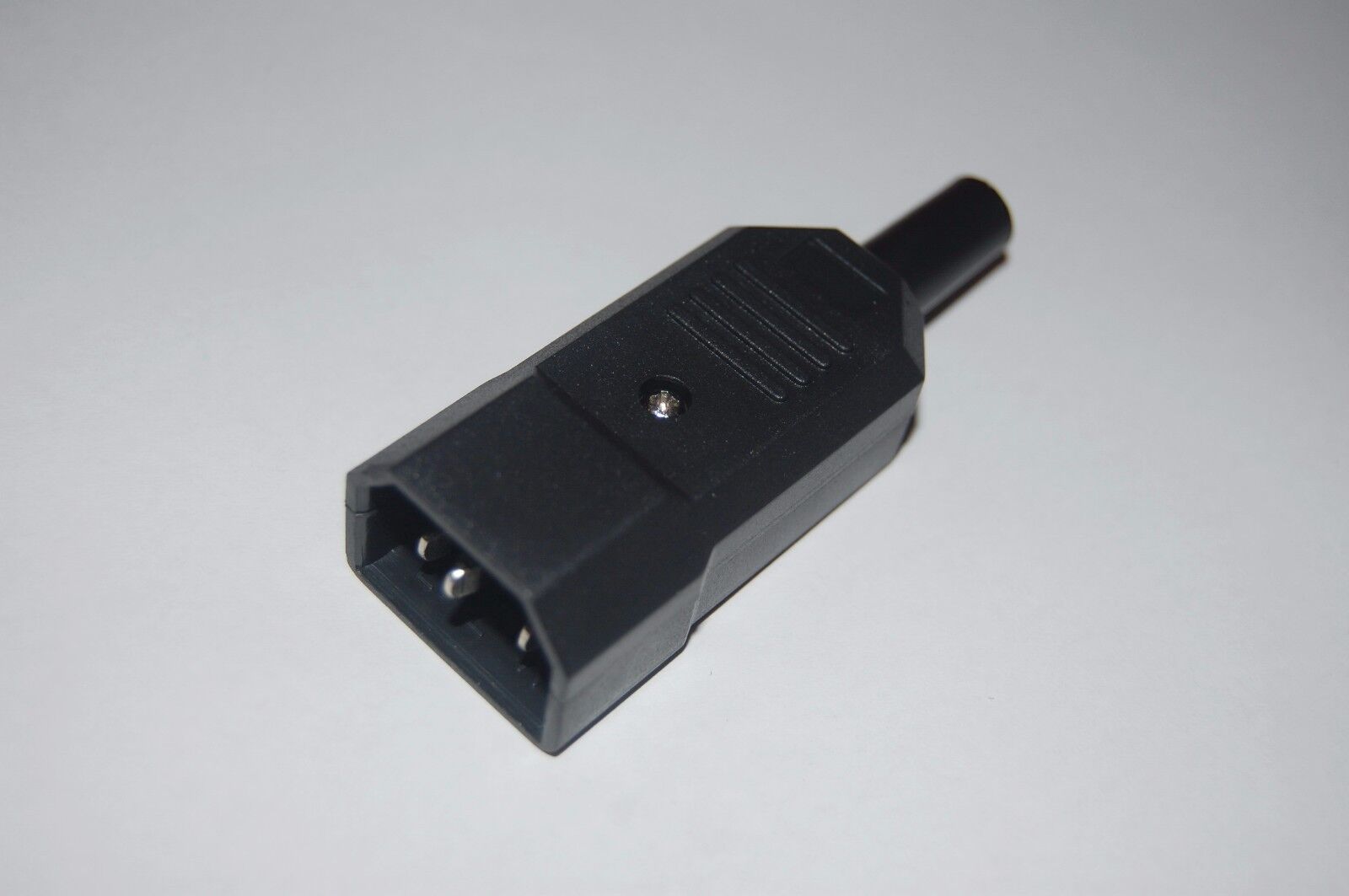 3PCS IEC C14 Male Inline Chassis Socket Plug Rewireable Mains Power Connector