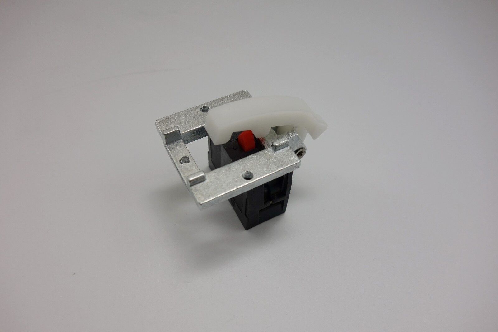 1PC Fits XAC S102 Contact Block base mounting for XAC A Pendant control station