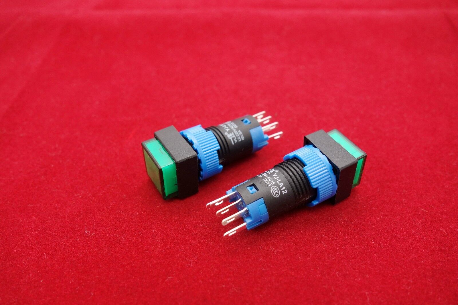 2PCS Cutout 12MM 48V Green LED ILLUMINATED Square Momentary PUSH BUTTON 5 PINS