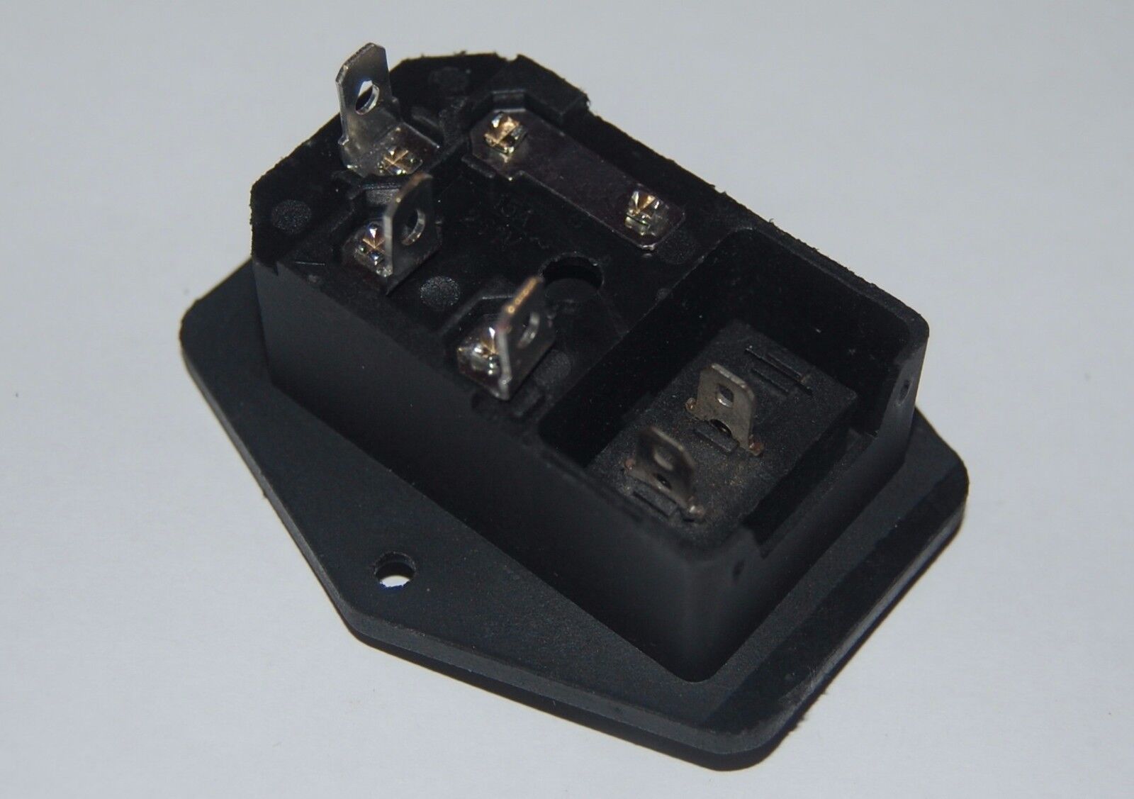 2PCS IEC C14 Panel Mount Rocker Switch Fuse Holder Power Socket AC 250V 15A