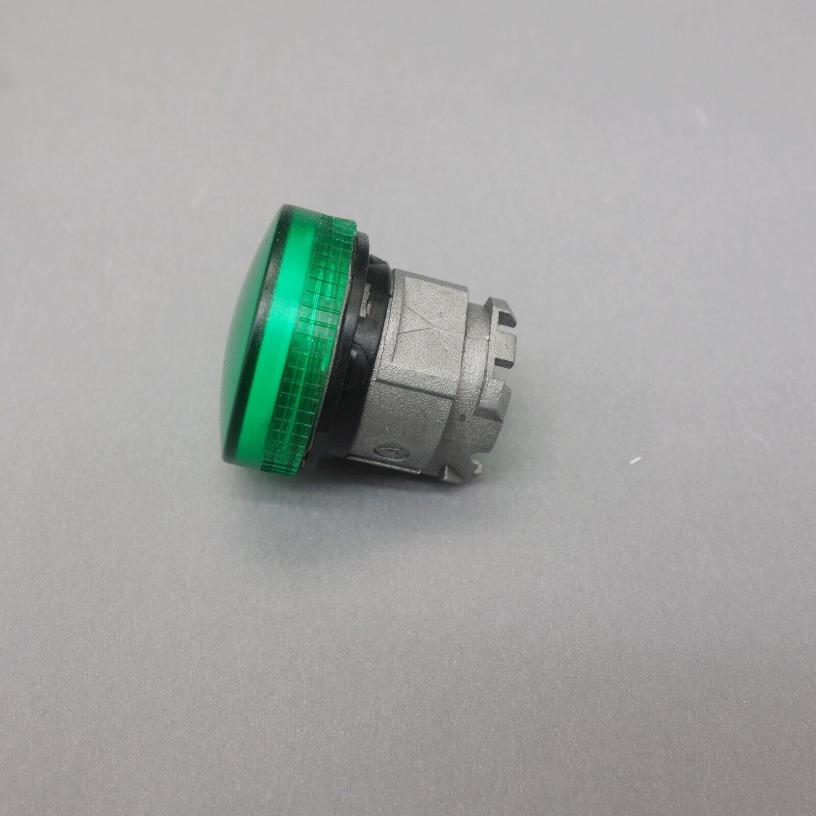 2PCS Fits ZB4BV033 Green color head only  22mm For USE XB4BV Integral LED Light