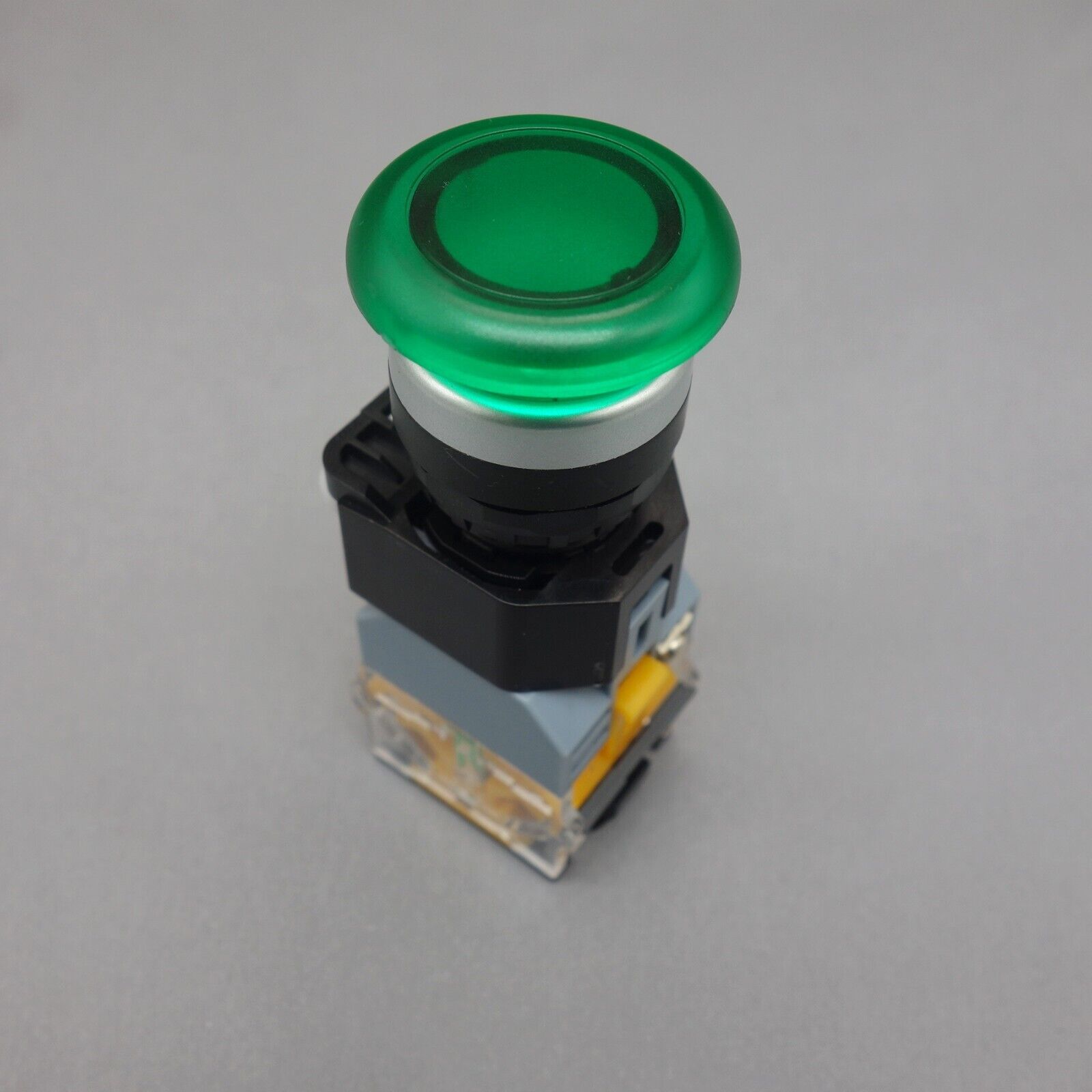 1pc 12V Green Led Illuminated mushroom pushbutton Momentary 1NO/1NC Plastic LA38