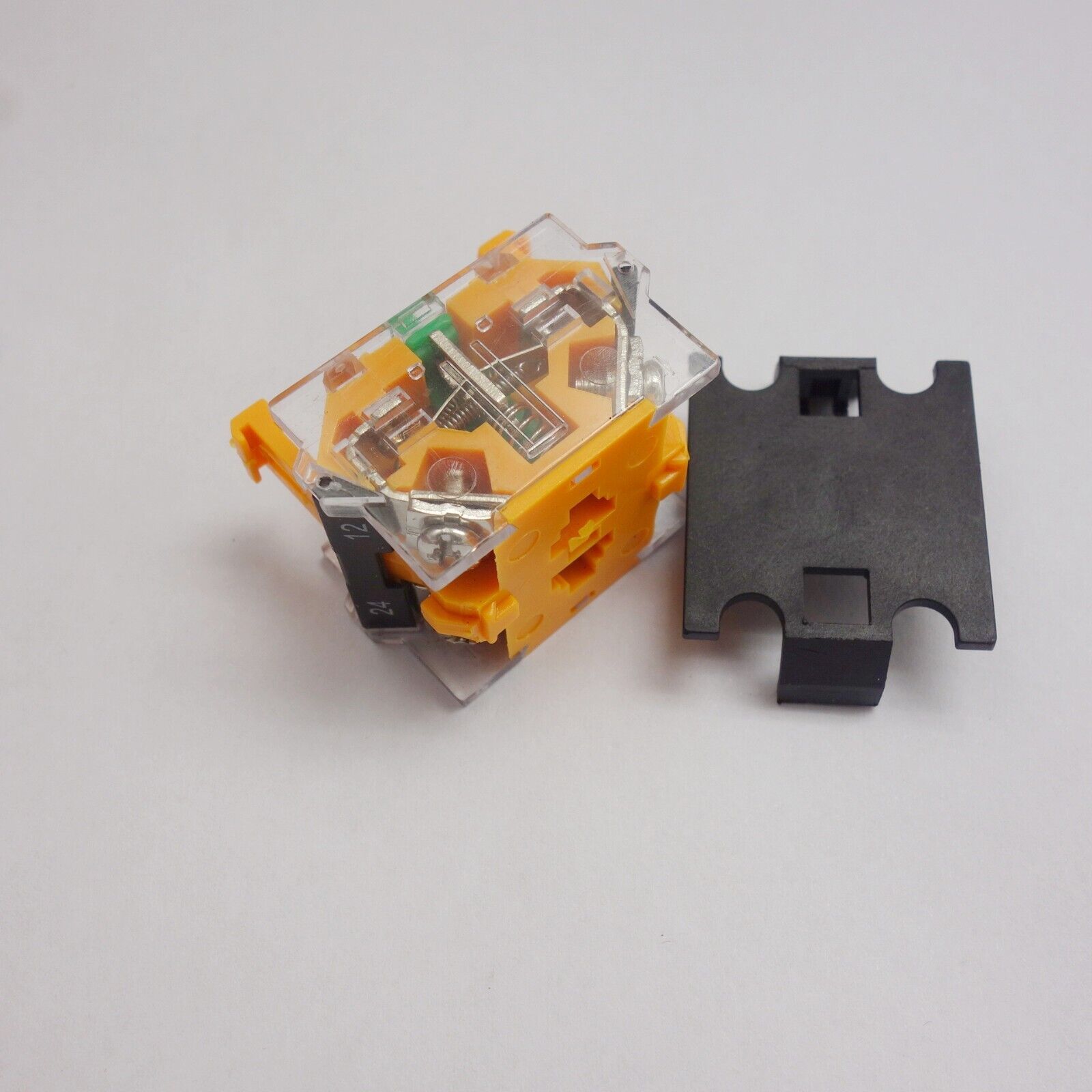 2PCS C20  2NO  Switch base CONTACT BLOCK USE FOR LA38 LA39 Series Products