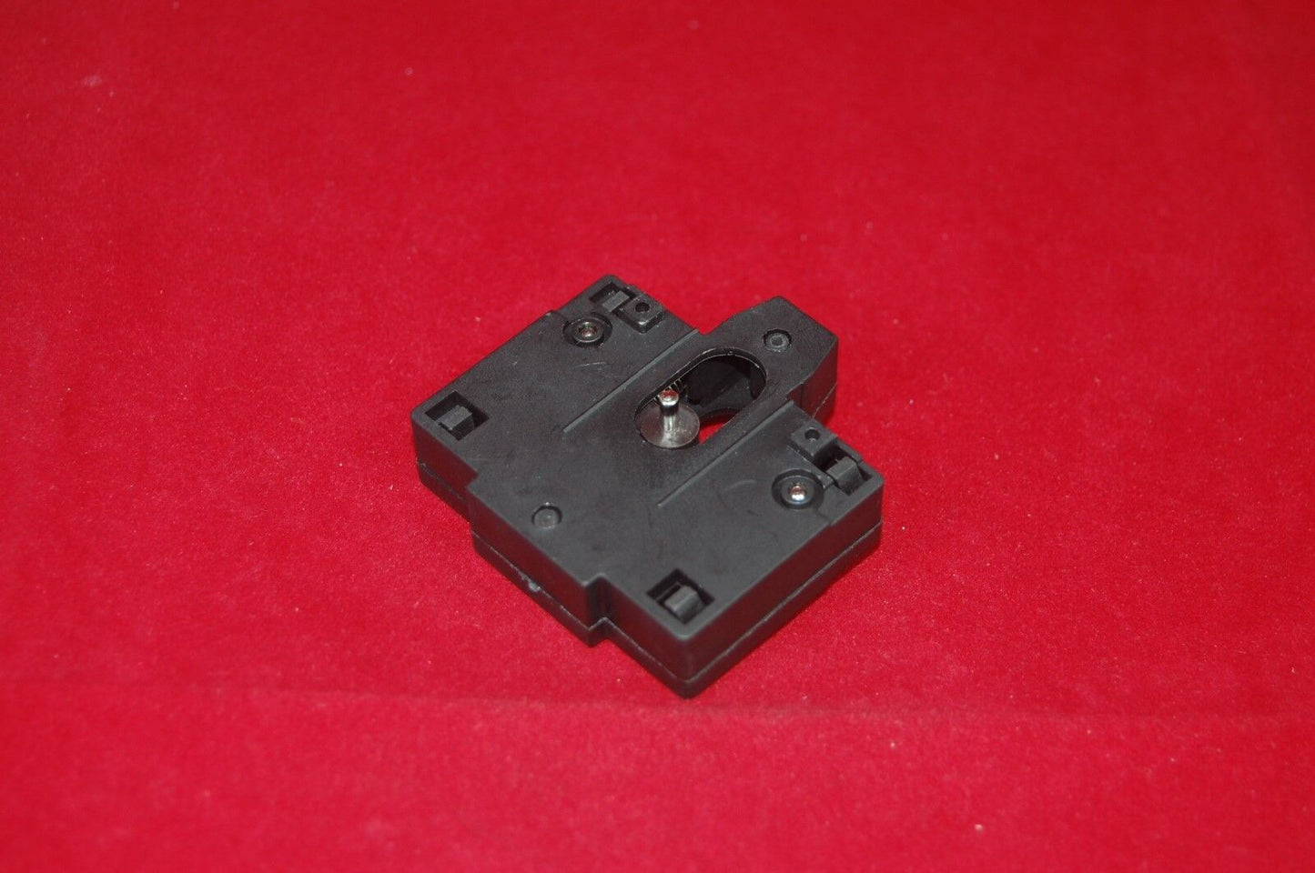 1PC NEW Interlock plastic parts Use for Old type LC1 Series AC contactor