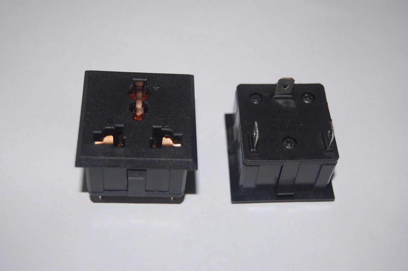 2PCS Black 3 Pin Female AC Power Socket 10A 250V AC High Quality