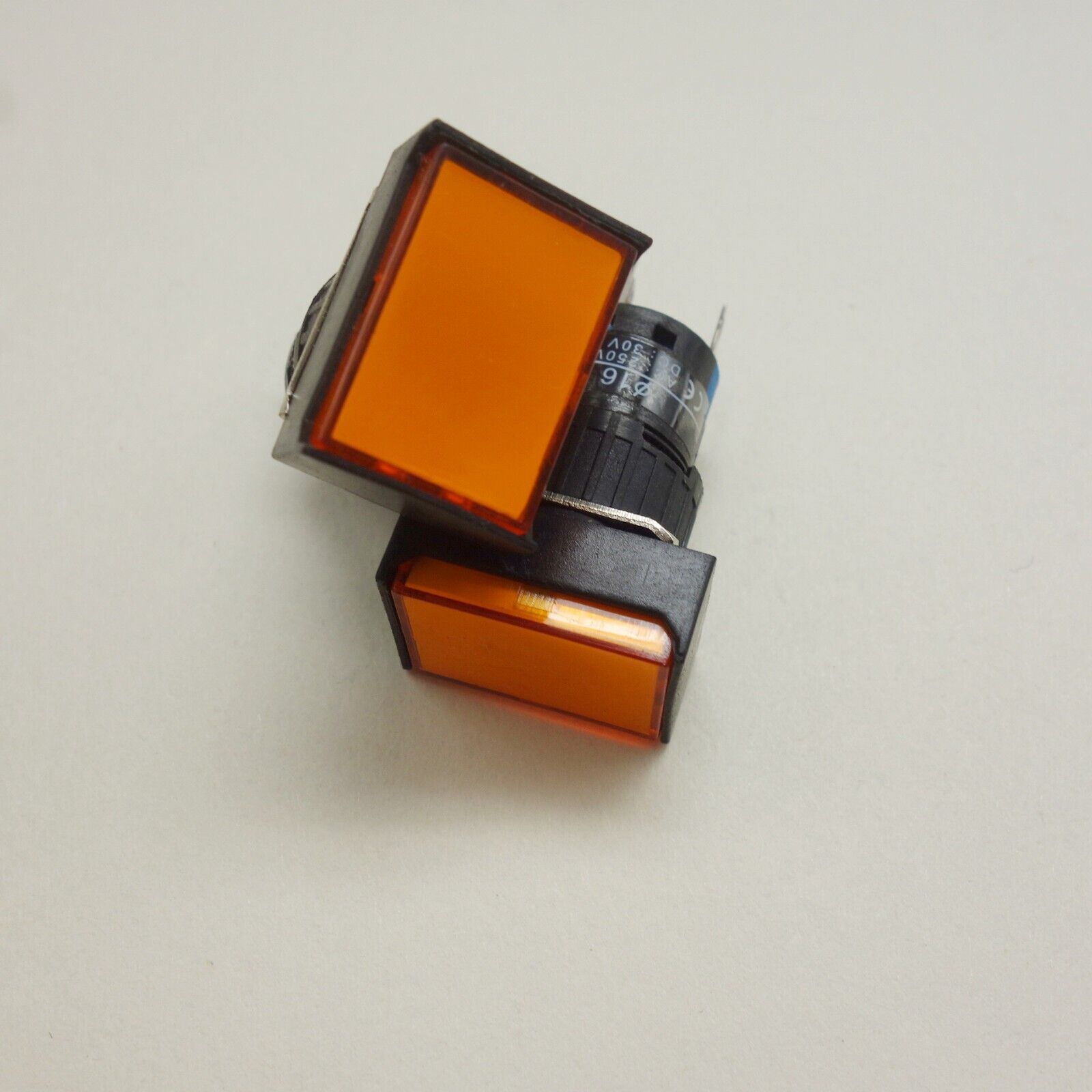 2PCS 16MM Retangular Yellow LED ILLUMINATED Momentary PUSH BUTTON 2NO/2NC 2POLES