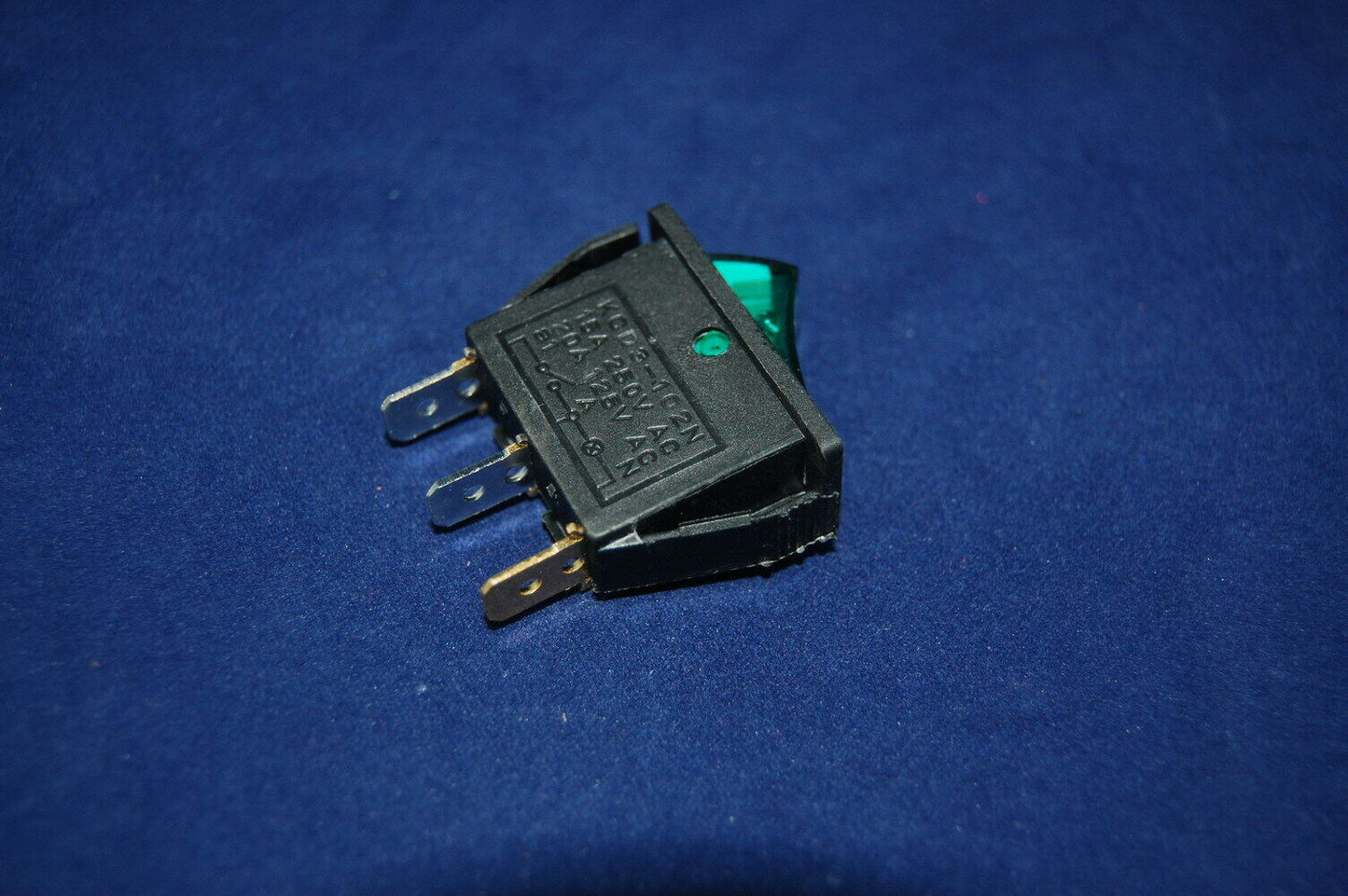5Pcs Green Light Illuminated rectangle 2 Position  Rocker Switch 3 Pin 220V