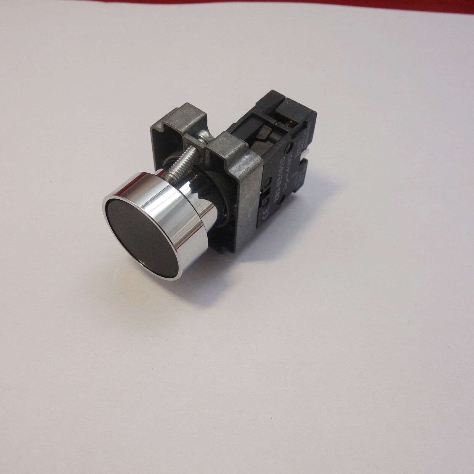 1PCS NEW FITS XB2BA21 Black 22MM Momentary PUSH BUTTON Switch 1NO