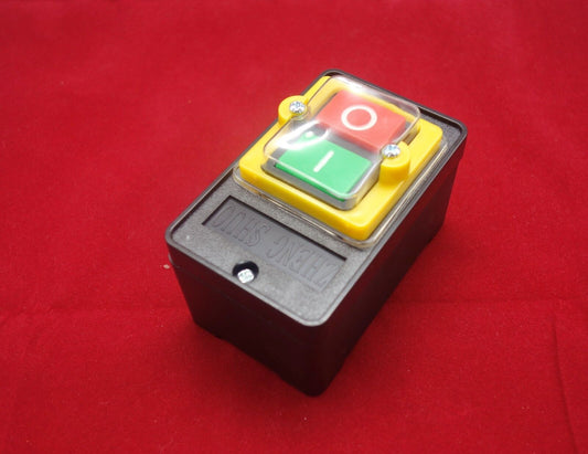 1PC ON/OFF Waterproof Push Button 10A 380V Red Reset Green Self-locking