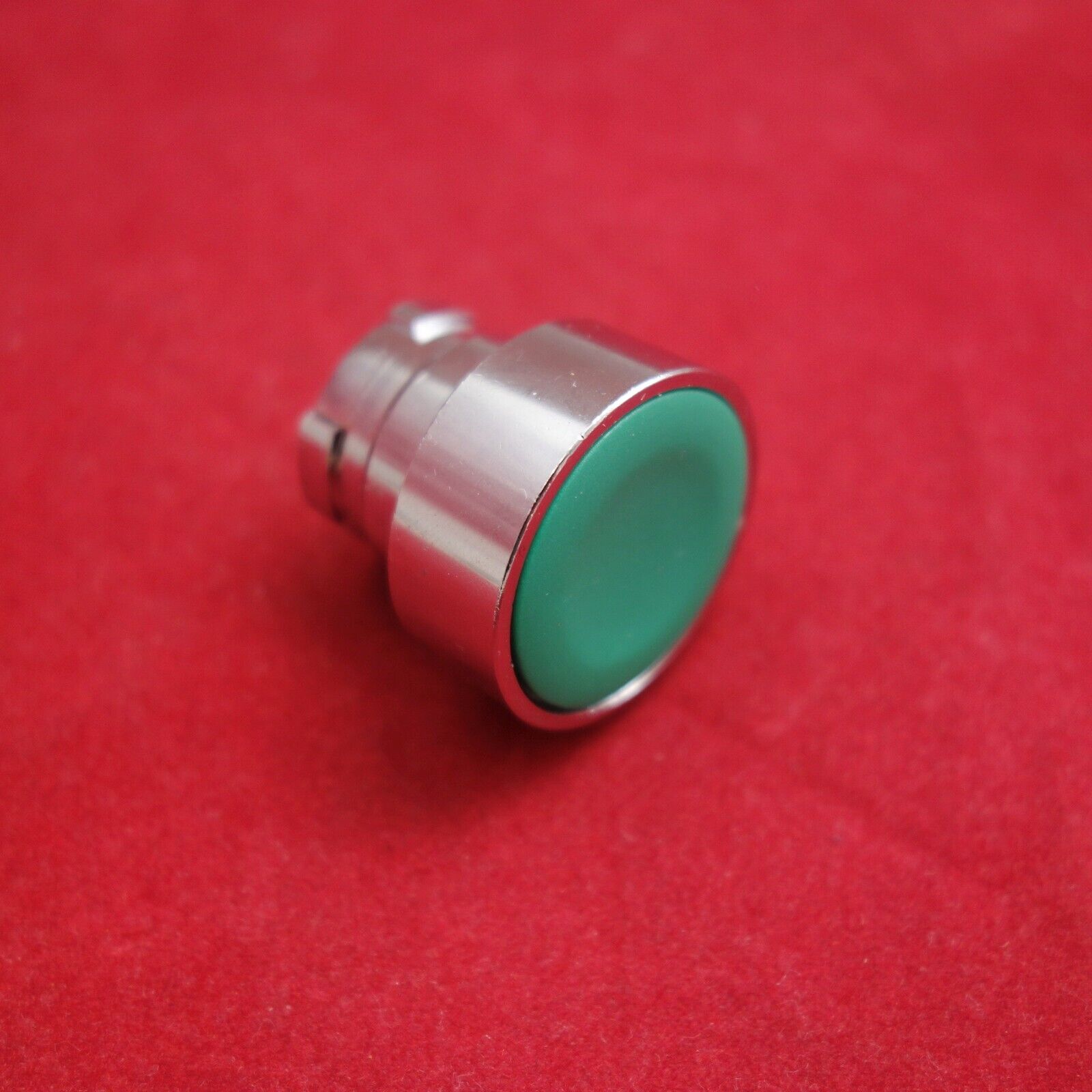 2pcs Green color fits ZB2- BA3 XB2 22mm Push button Head for XB2 BA31/35