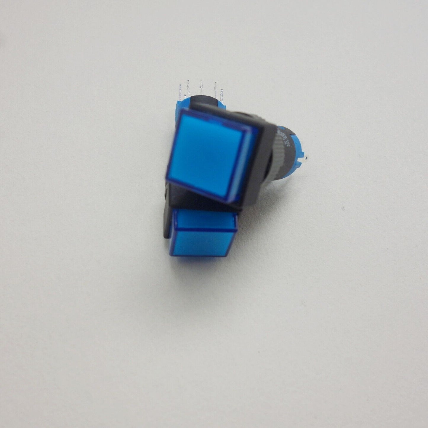 2PCS 12MM 220V Blue LED ILLUMINATED Square Latching PUSH BUTTON 2NO/2NC 2POLES