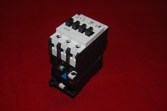 1pc New  FITS 3TF32 00 AC CONTACTOR 18A COIL 24V AC 50/60HZ