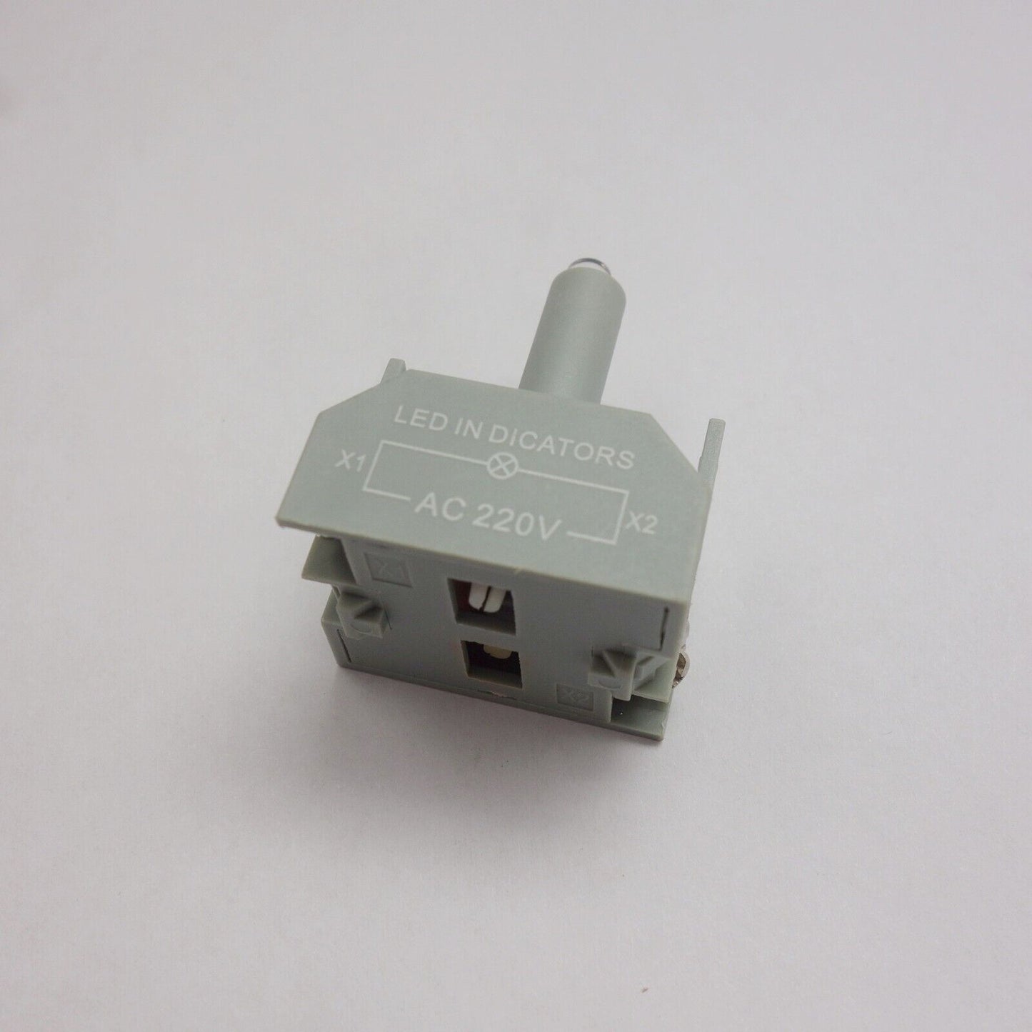 2PCS Lamp Holder LED light block D/G28 Green Color 220V AC use for LA38 LA39
