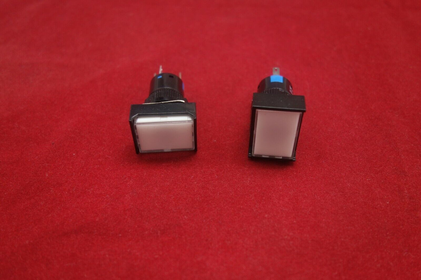 2PCS 16MM White rectangular Momentary PUSH BUTTON LED ILLUMINATED 24V 5 PINS