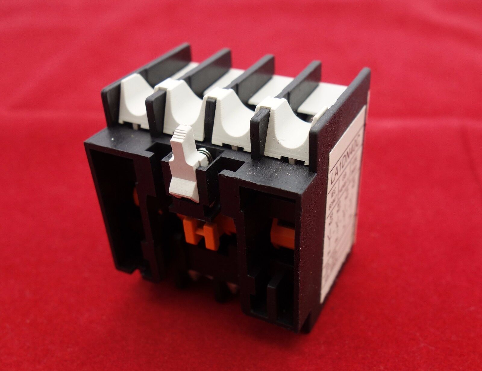 1PC Auxiliary Contact Block Fits LA1-DN40 4NO