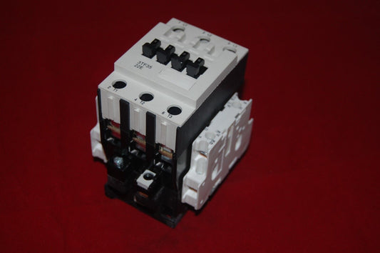 1pc New FITS 3TF3522 AC CONTACTOR 38A COIL 48V AC 50/60HZ