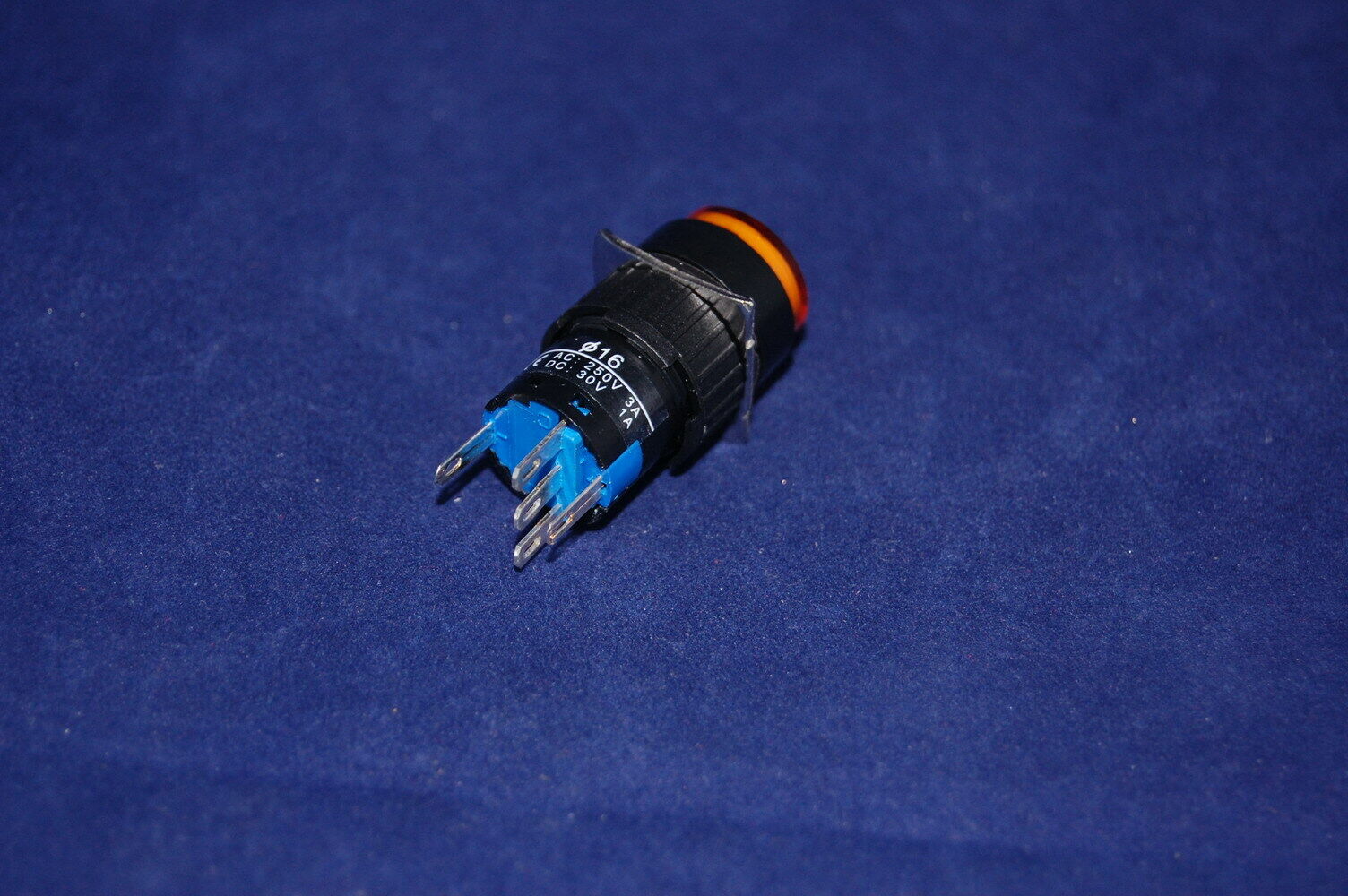 5PCS 16MM YELLOW ROUND MAINTAINED PUSH BUTTON LED ILLUMINATED 24V DC 5 PINS