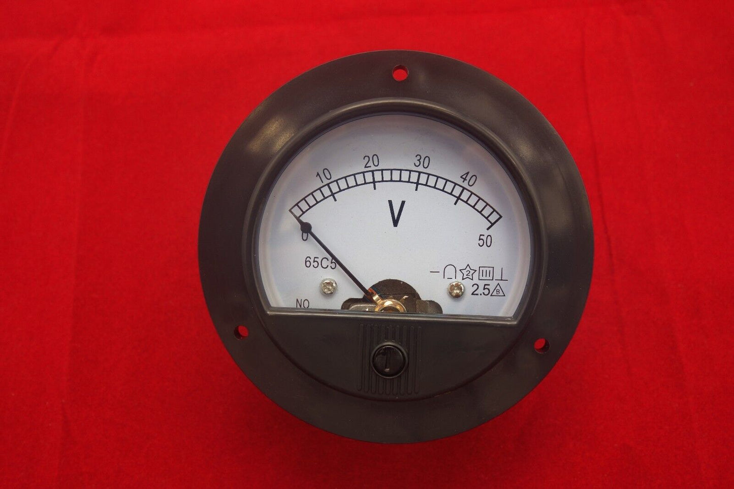 DC 0-50V Round Analog Voltmeter Voltage Panel Meter Dia.90mm direct Connect