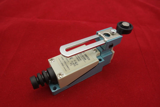 1PC NEW ME-8108 LIMIT SWITCH 240V 5A  LIMITED SWITCH FITS TZ-8108 XCE-145 IP65