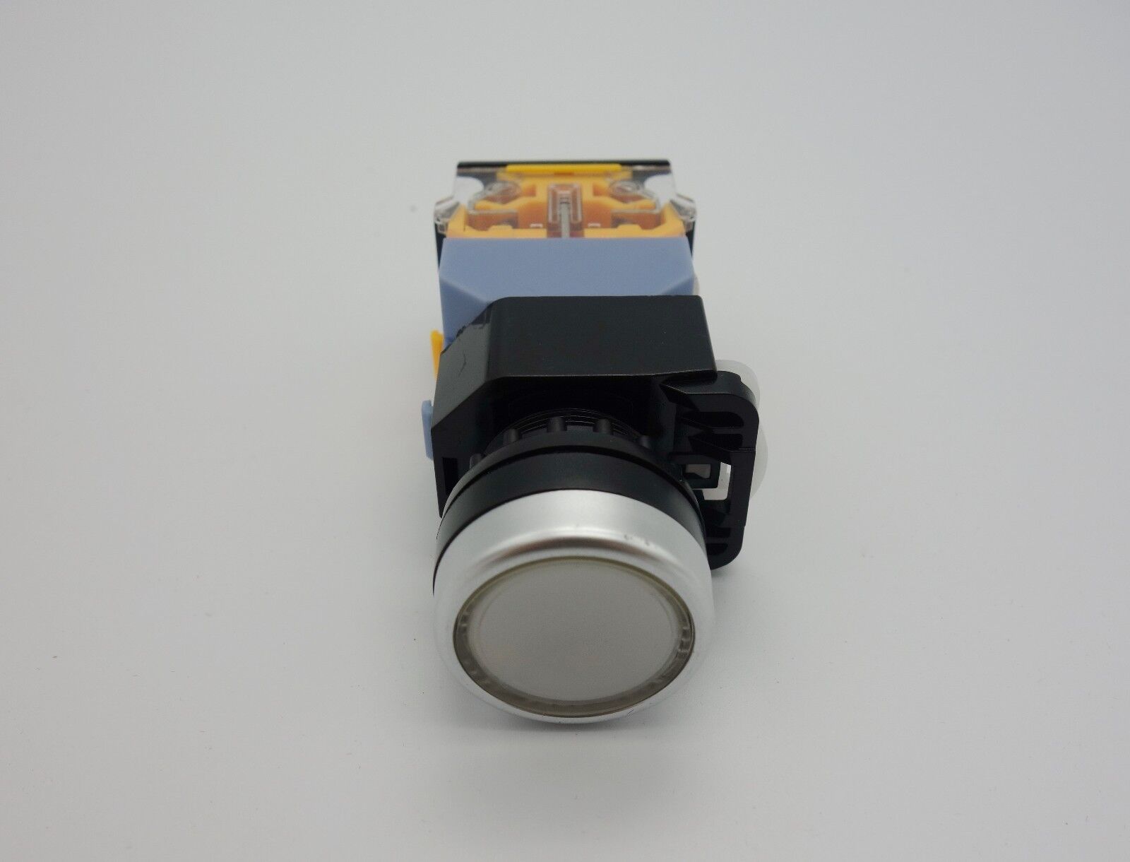 1PC 22MM White Maintained Latching LED Illuminated pushbutton Plastic 12V