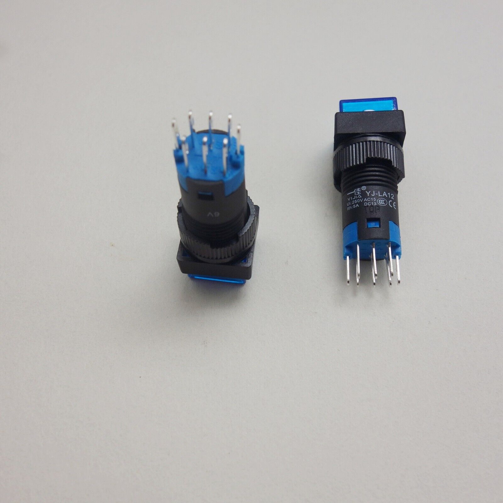 2PCS 12MM 110V Blue LED ILLUMINATED Square Momentary PUSH BUTTON 2NO/2NC 2POLES