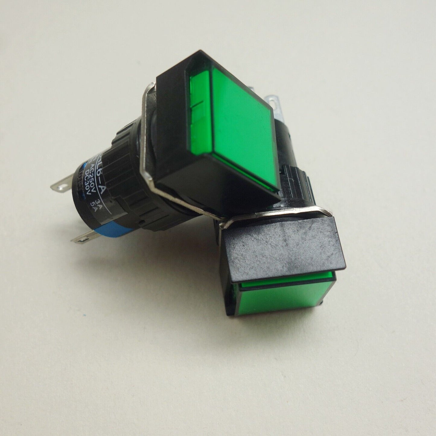 2PCS 16MM Square Green LED ILLUMINATED Momentary PUSH BUTTON 2NO/2NC 2POLES LA