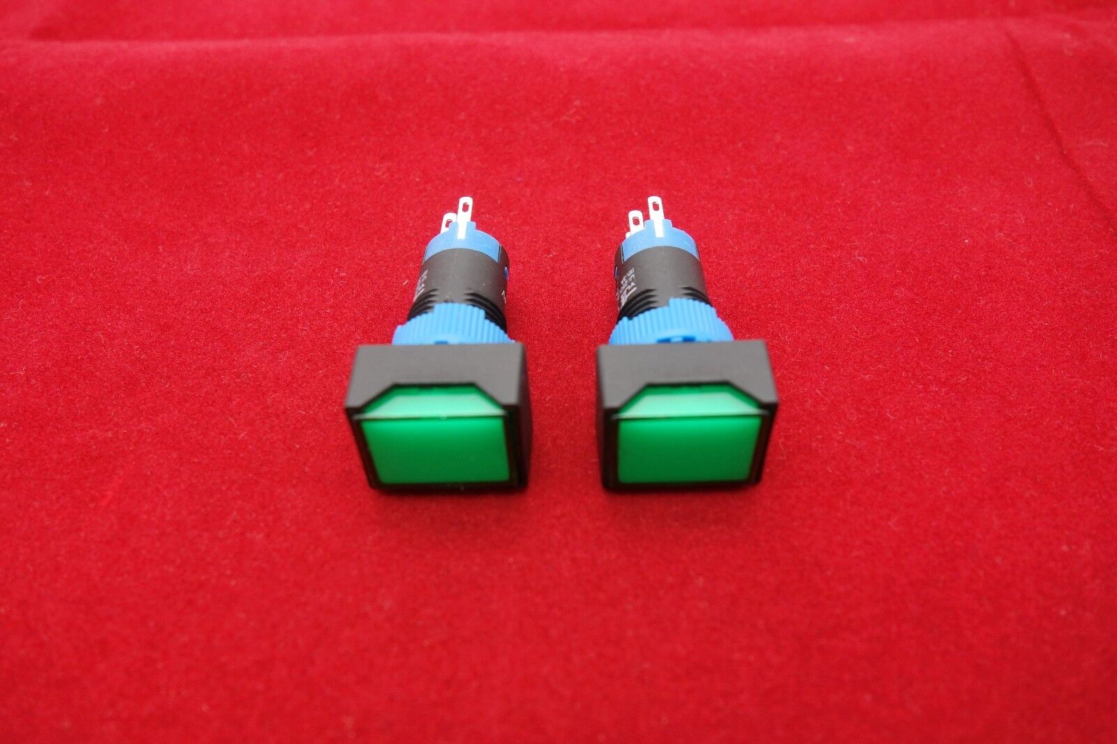 2PCS Cutout 12MM 48V Green LED ILLUMINATED Rectangular Latching  PUSH BUTTON
