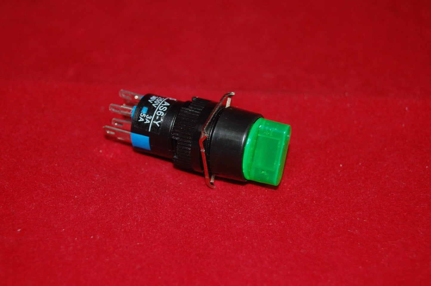 2PCS 16mm Round ILLUMINATED Selector switch 3 Position Green 6V LED Latching
