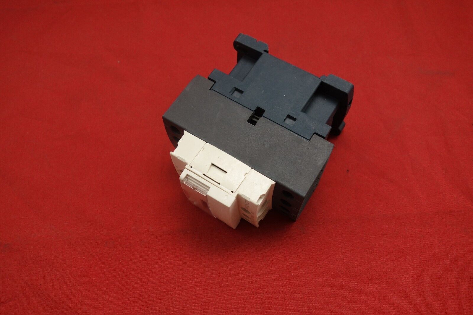 1pc New type FITS 4Pole LC1D098M7 AC CONTACTOR 9A COIL 220V AC 50/60HZ