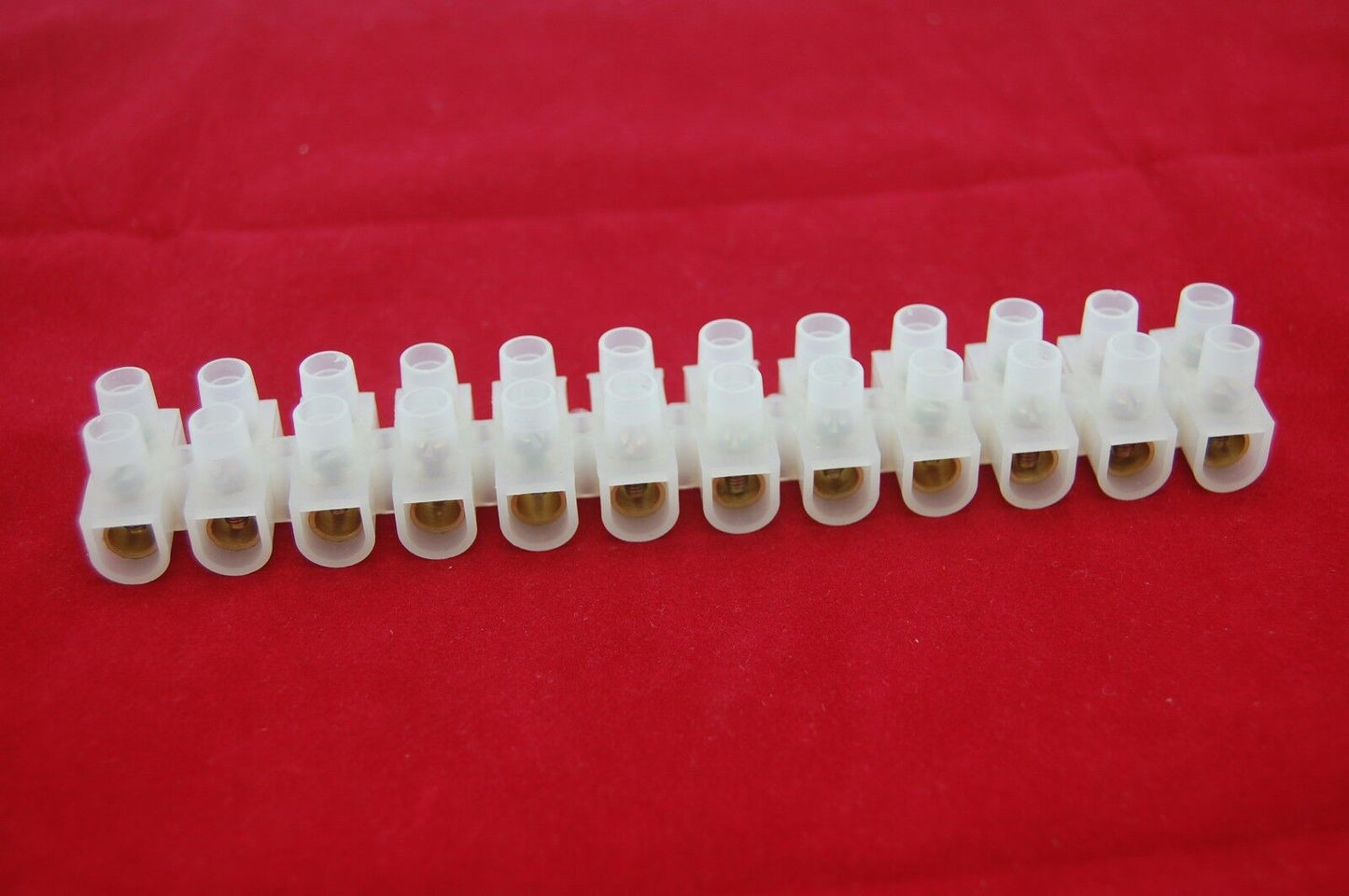 1PC U Type 60A 12P Terminal Block Material PA 66, 94V-2 M5x9 High quality