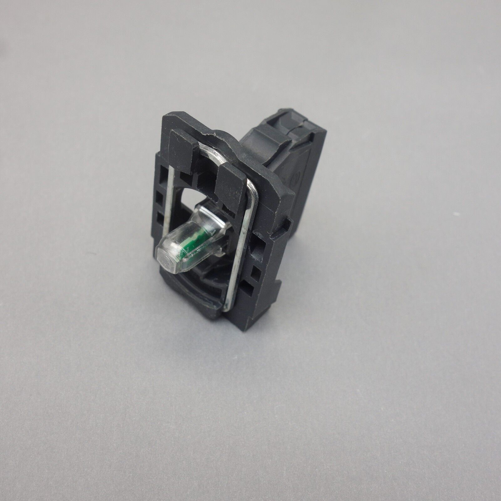 2PCS Fits ZB5AVJ4 AVB4 AVG4 AVM4 RED light assemblies for XB5 Products parts