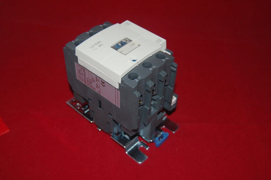 1pc New type FITS LC1D50F7 AC CONTACTOR 50A COIL 110V AC 50/60HZ