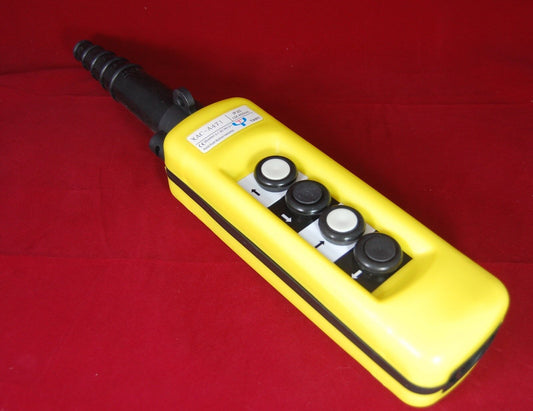 1pc fits XAC- A471 Crane Pendant Control Stations single-speed 4 buttons