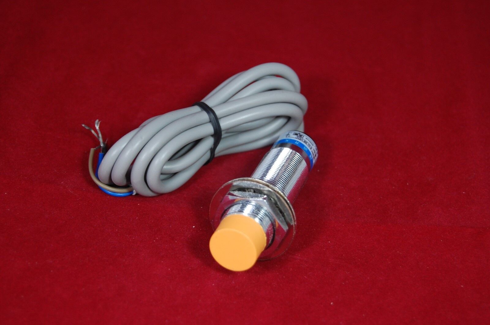 10PCS LJC18A3-B-J/EZ Capacitive Proximity Sensor Approach Switch  NO AC 90-250V
