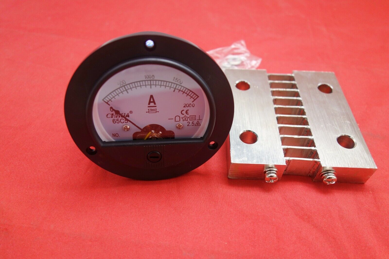 DC 2000A Round Analog Ammeter Panel AMP Current Meter Dia. 90mm with shunt