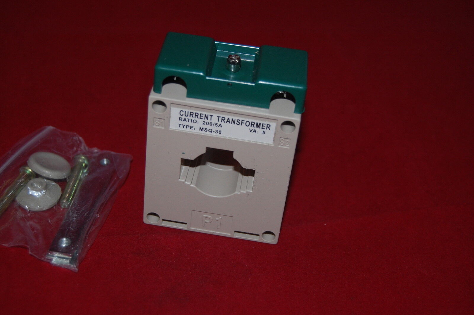 1PC MSQ30 Current Transformer 200/5A 50/60HZ Accuracy Class 1.0