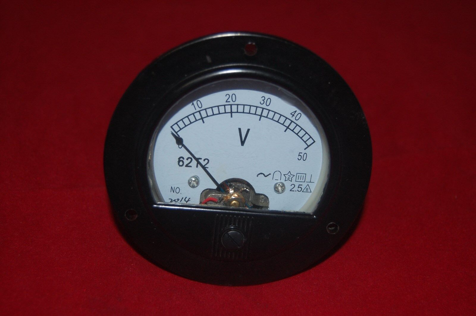 AC 0-50V Round Analog Voltmeter Voltage Panel Meter  Dia. 90mm directly Connect