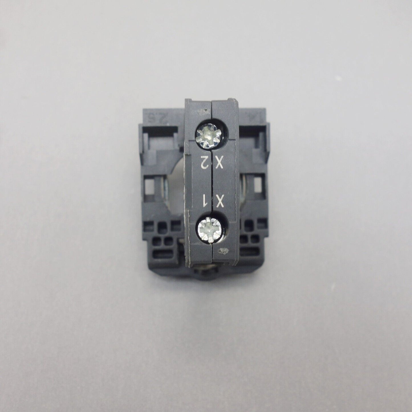 2PCS Fits ZB5AVJ3 AVB3 AVG3 AVM3 Green light assemblies for XB5 Products parts