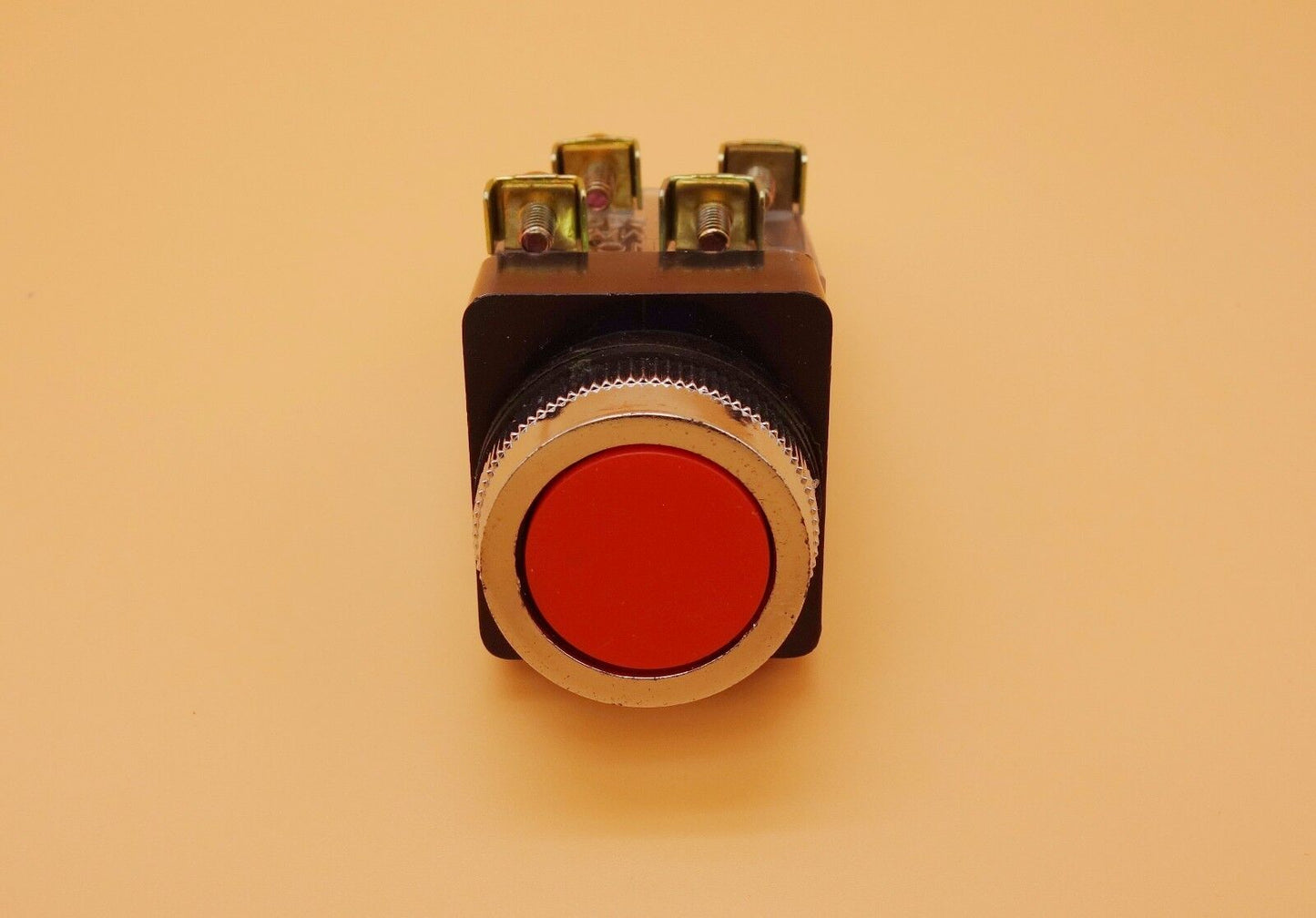 1PC NEW Cutout Dia. 25MM RED Momentary PUSH BUTTON Switch 1NO/1NC PB25