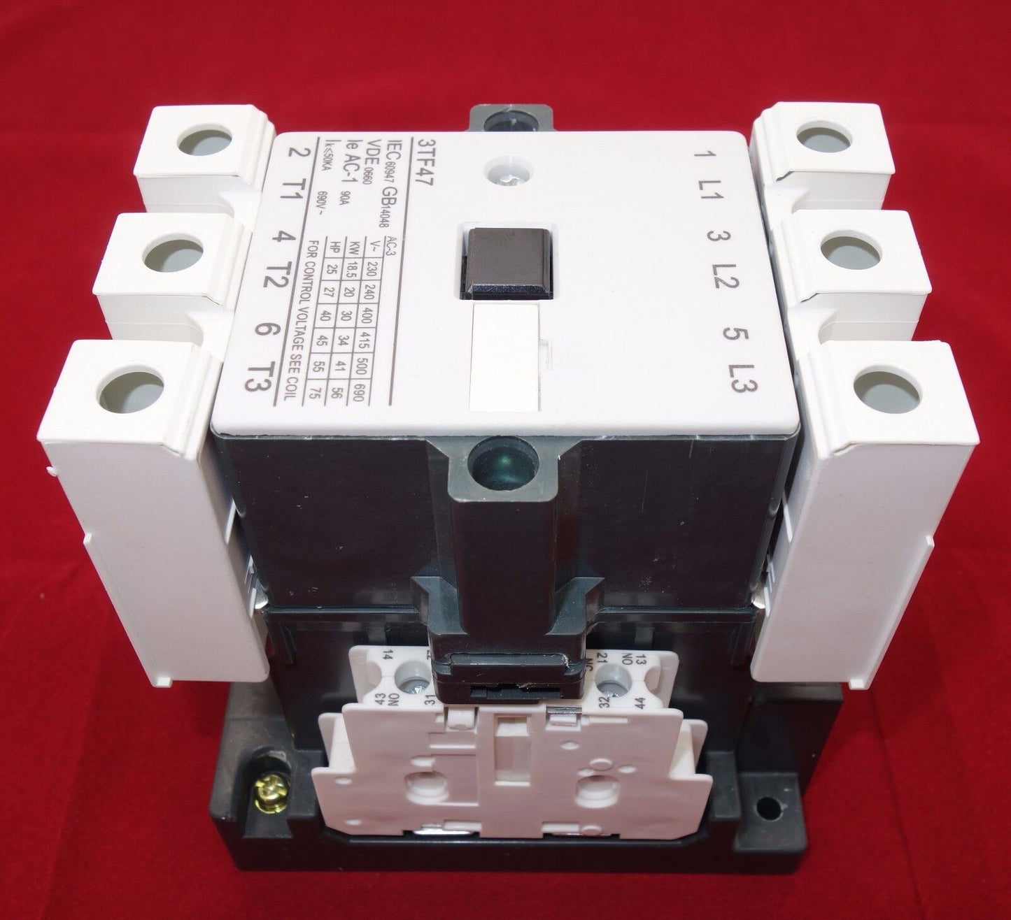 1pc New FITS 3TF47 22 AC CONTACTOR 70A COIL 220V AC 50/60HZ