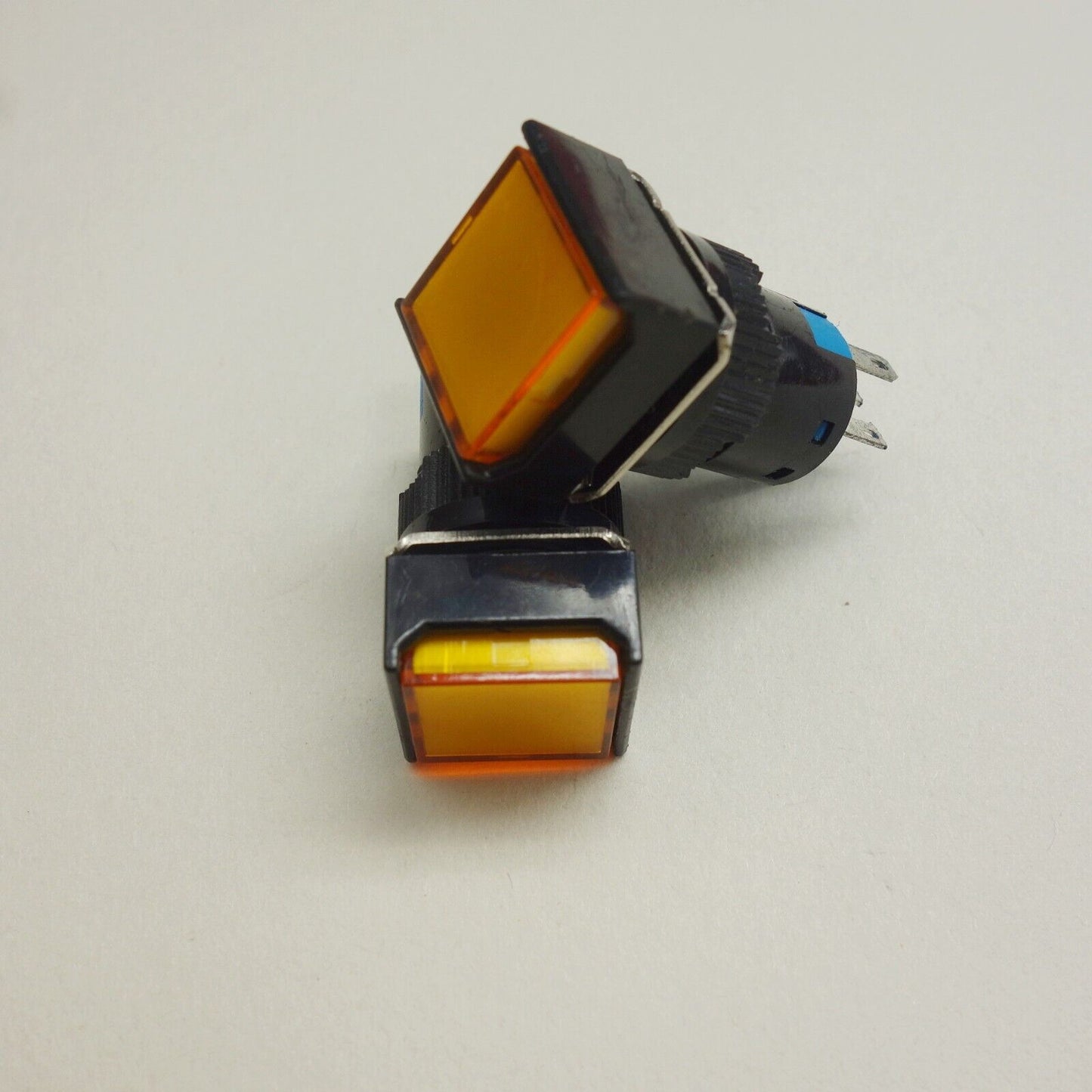 2PCS 16MM Square Yellow LED ILLUMINATED Momentary PUSH BUTTON 2NO/2NC 2POLES LA